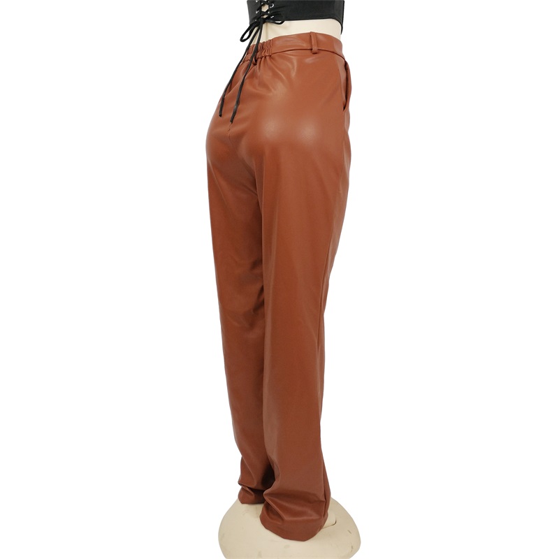 Leather skinny pants in brown