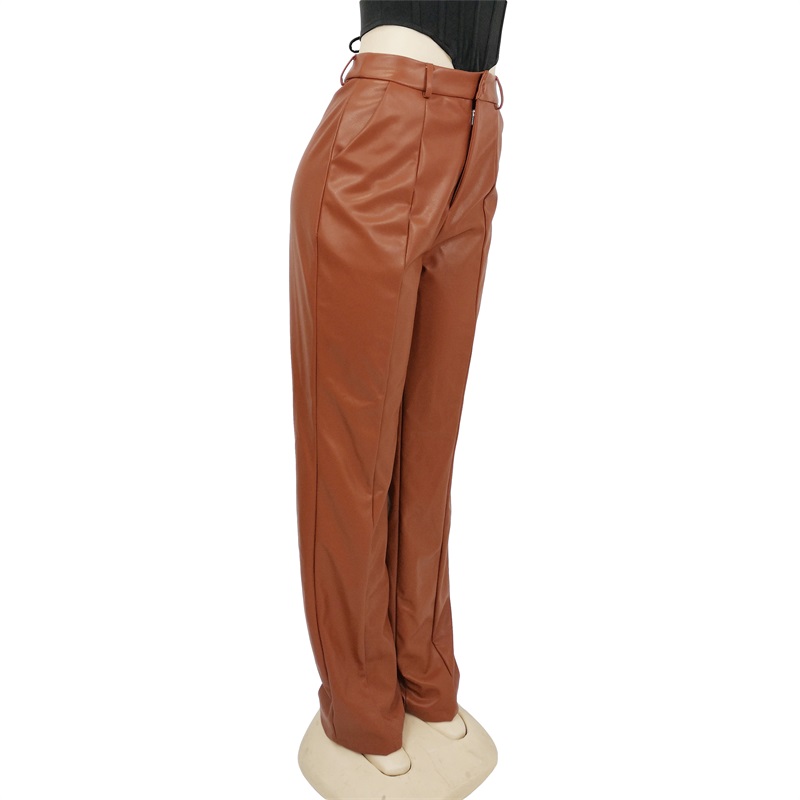 Leather skinny pants in brown