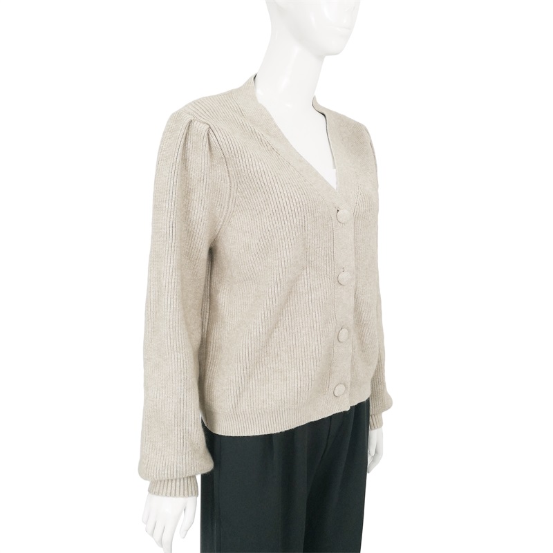 Cream long sleeves cardigan sweater