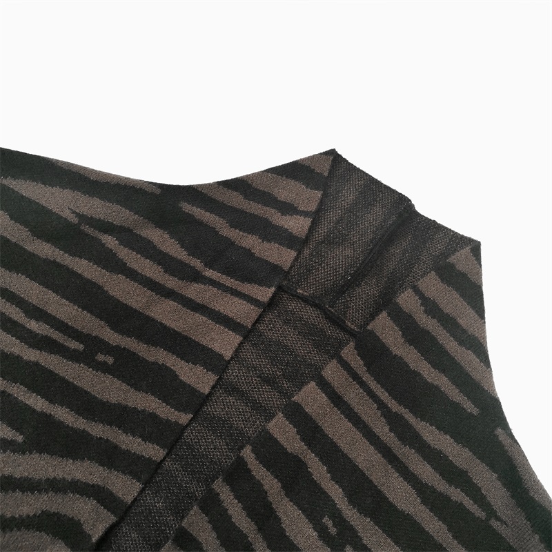 Zebra pattern long sleeves robe sweater